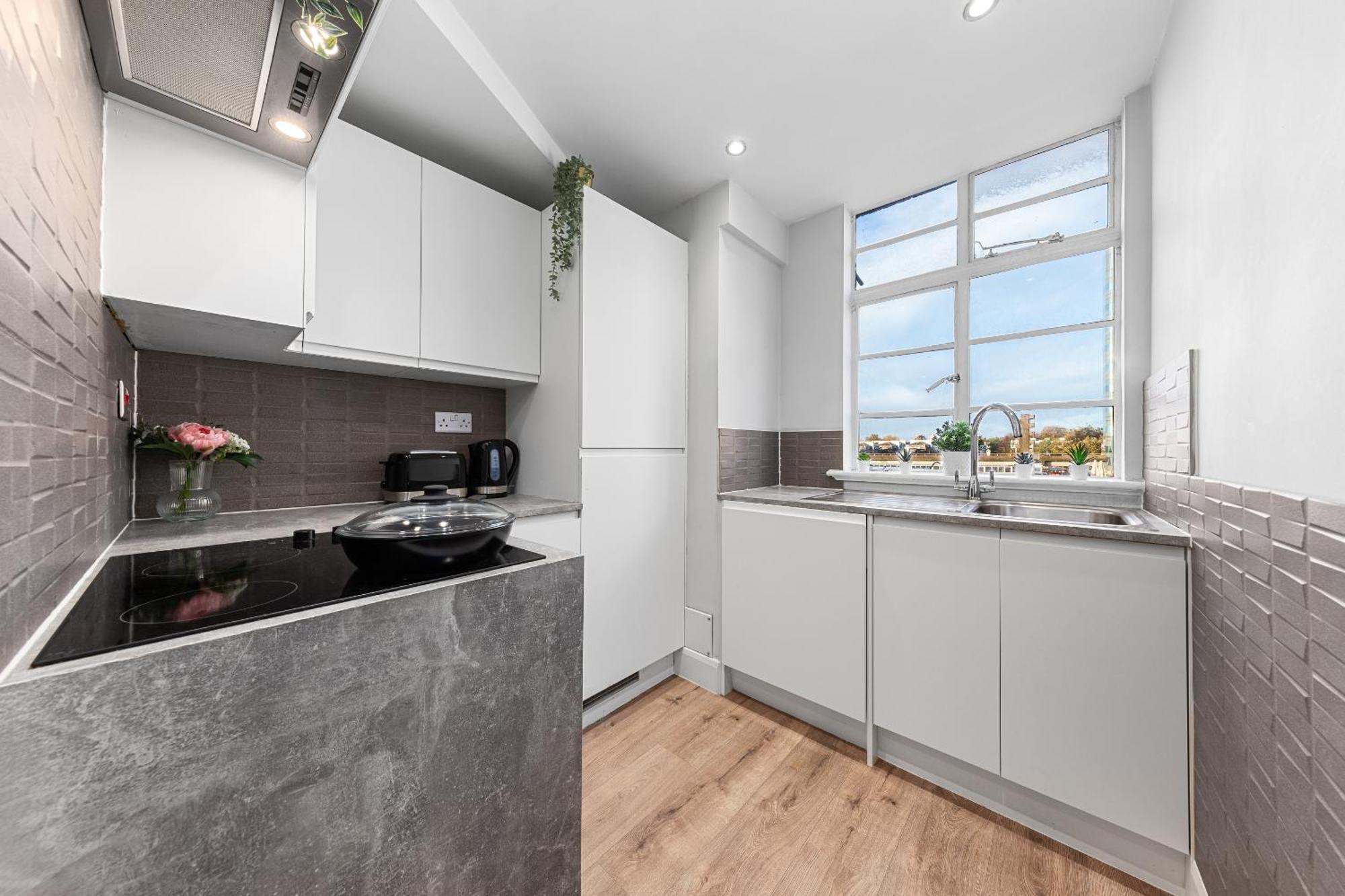 Central London Luxury, Relaxing Apartment! 2 Mins From Paddington Station! Eksteriør billede