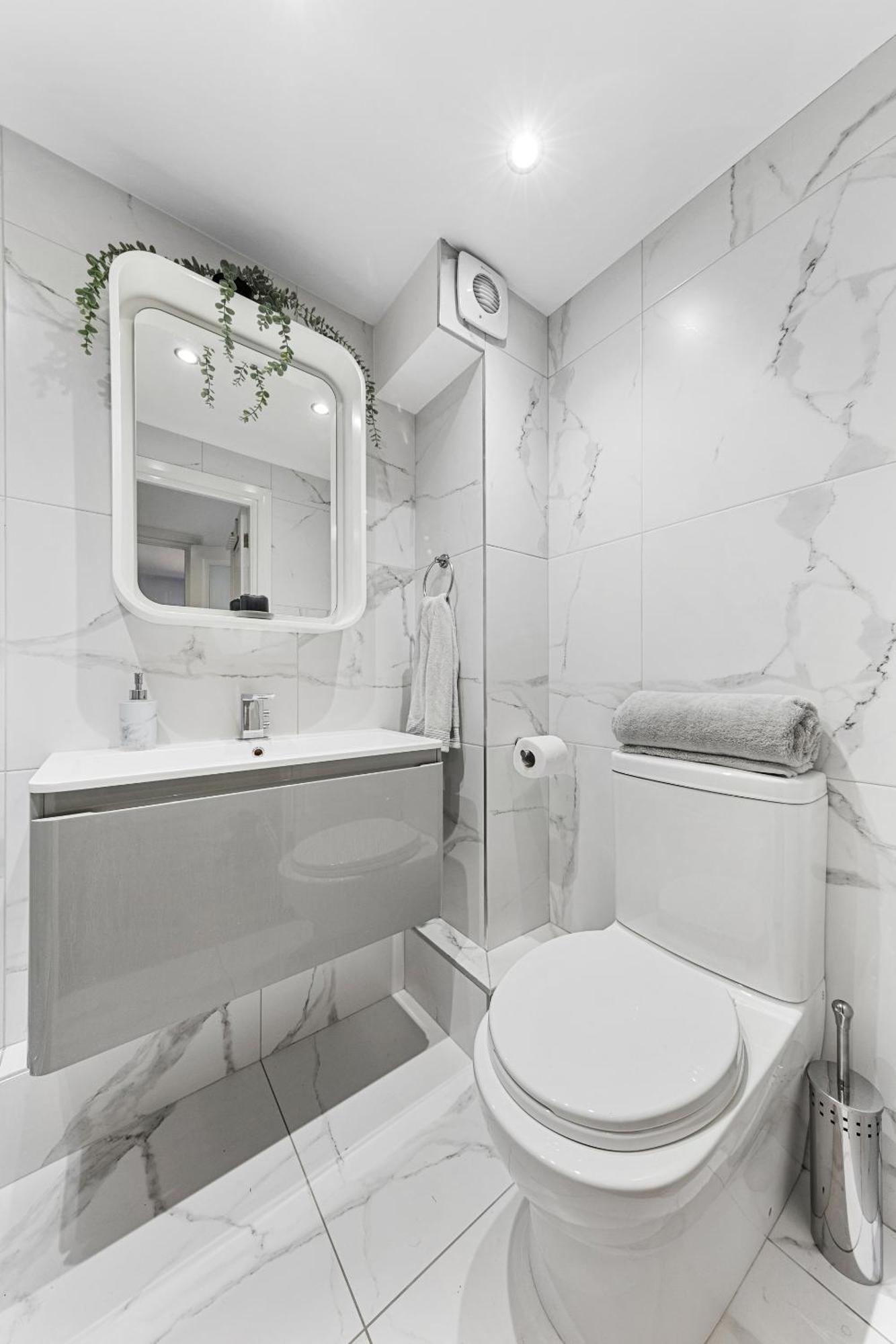 Central London Luxury, Relaxing Apartment! 2 Mins From Paddington Station! Eksteriør billede