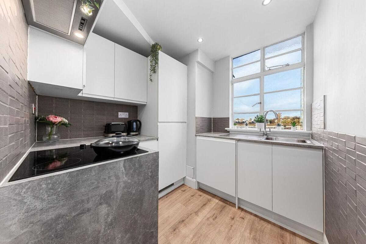 Central London Luxury, Relaxing Apartment! 2 Mins From Paddington Station! Værelse billede