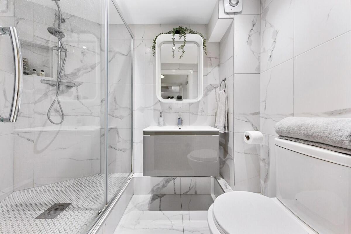 Central London Luxury, Relaxing Apartment! 2 Mins From Paddington Station! Værelse billede