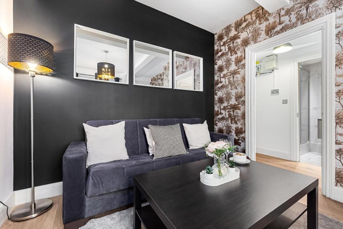 Central London Luxury, Relaxing Apartment! 2 Mins From Paddington Station! Værelse billede